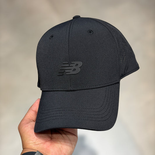 New Balance black SnapBack