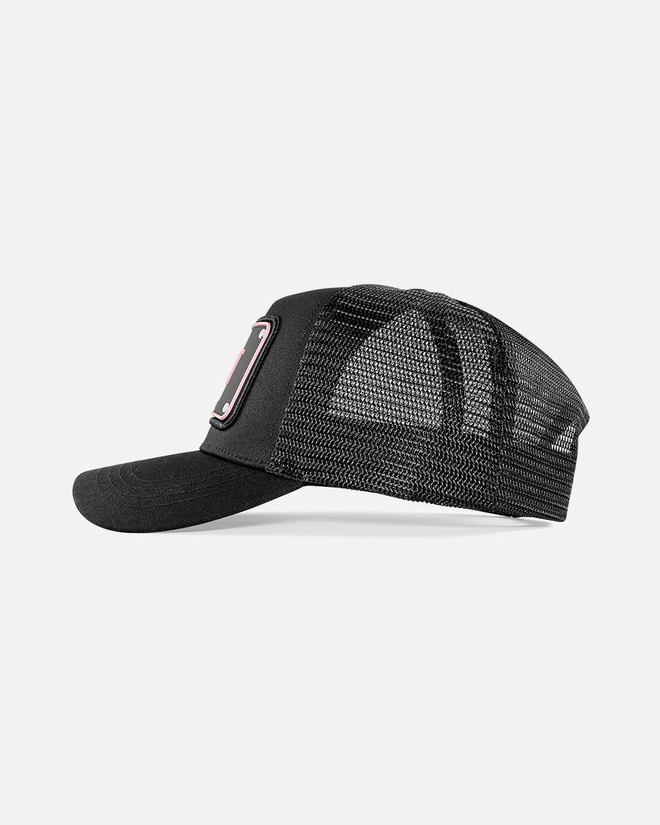 JOHN HATTER GOAT BLACK PINK