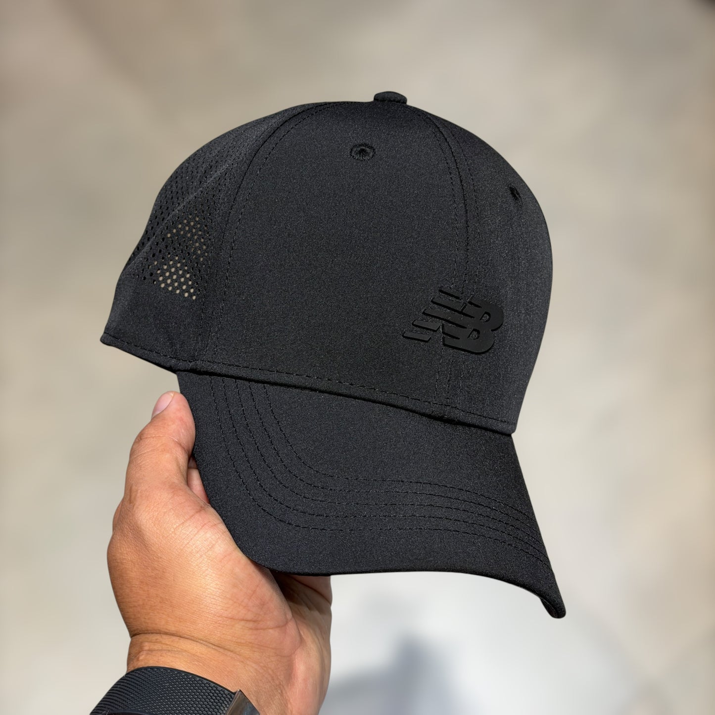 New Balance black SnapBack