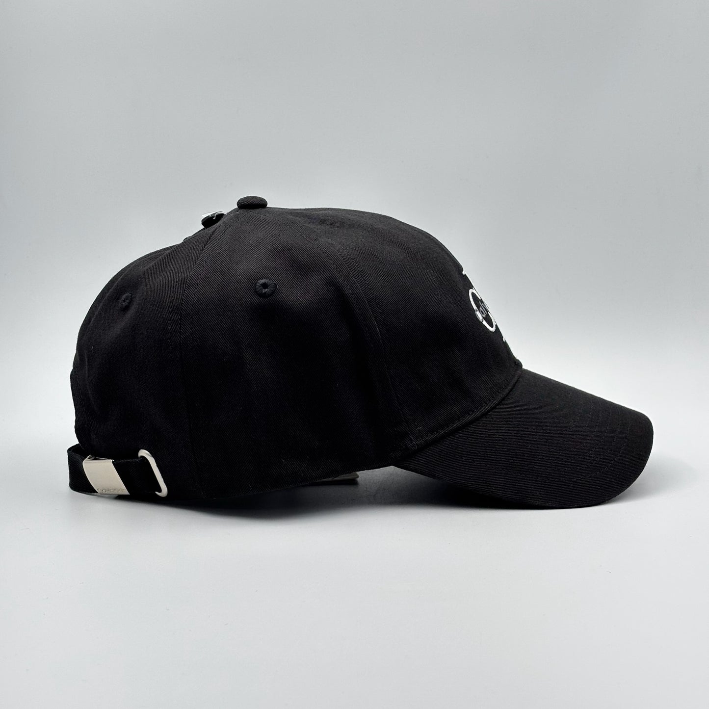 CALVIN KLEIN BLACK WHITE