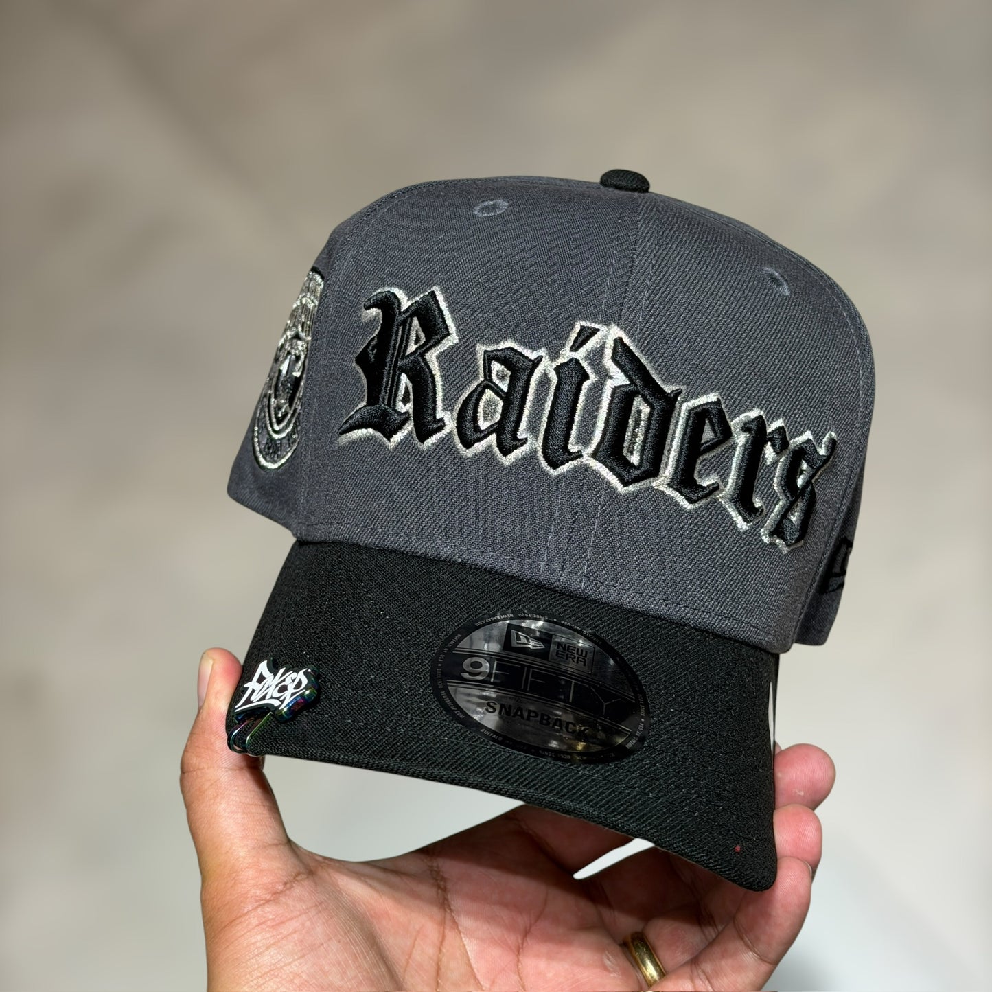 9FIFTY LOS RAIDERS GREY BLACK PATCH