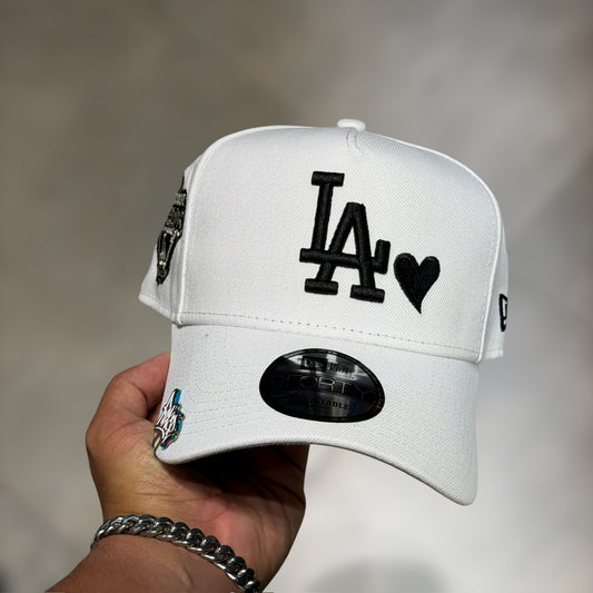 9FORTY A FRAME LA DODGERS WHITE BLACK CORAZÓN