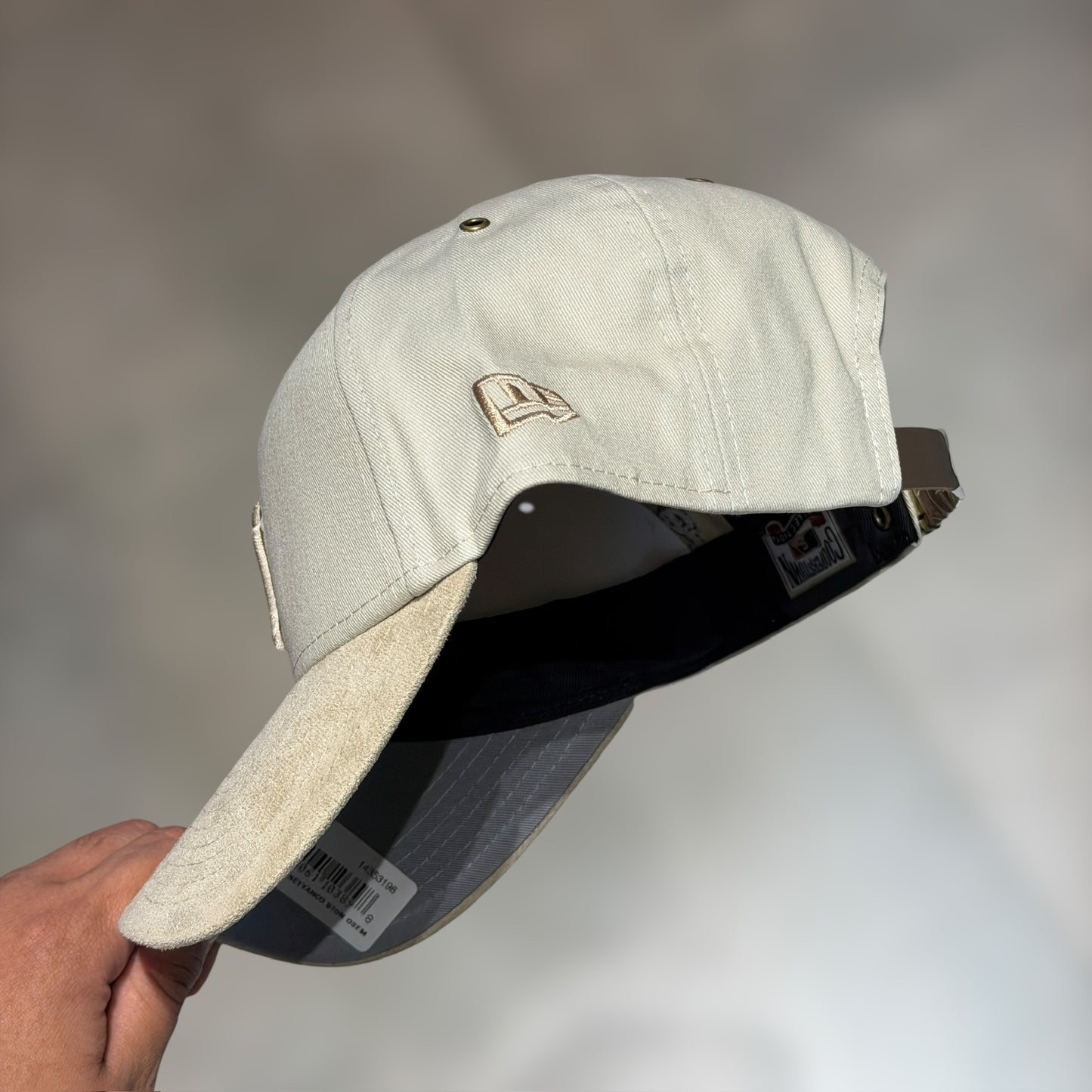 9FORTY A FRAME LA DODGERS BEIGE VISOR TERCIOPELO WS 1981