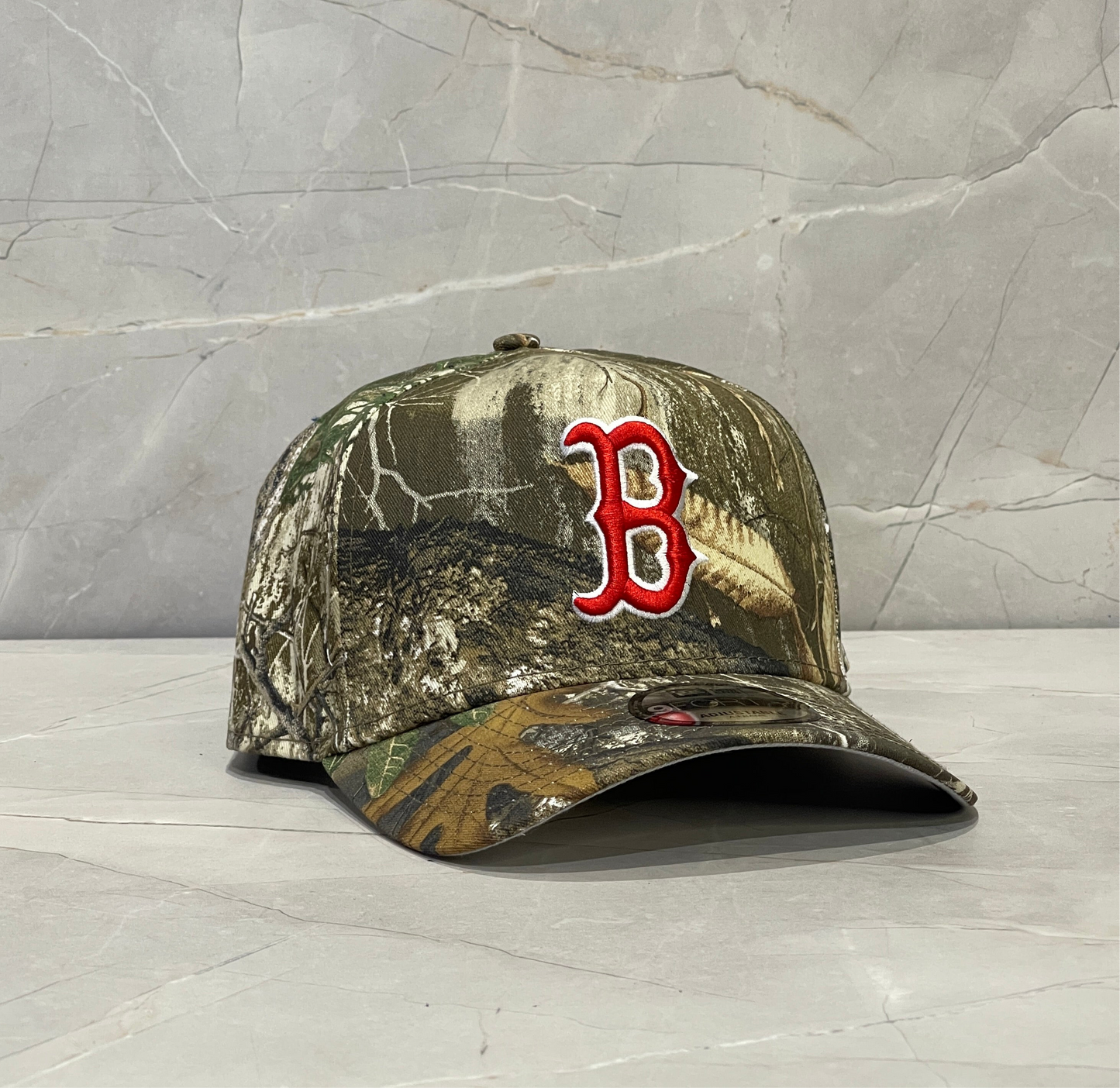 9FORTY A FRAME BOSTON RED SOX CAMO REAL TREE RED LOGO