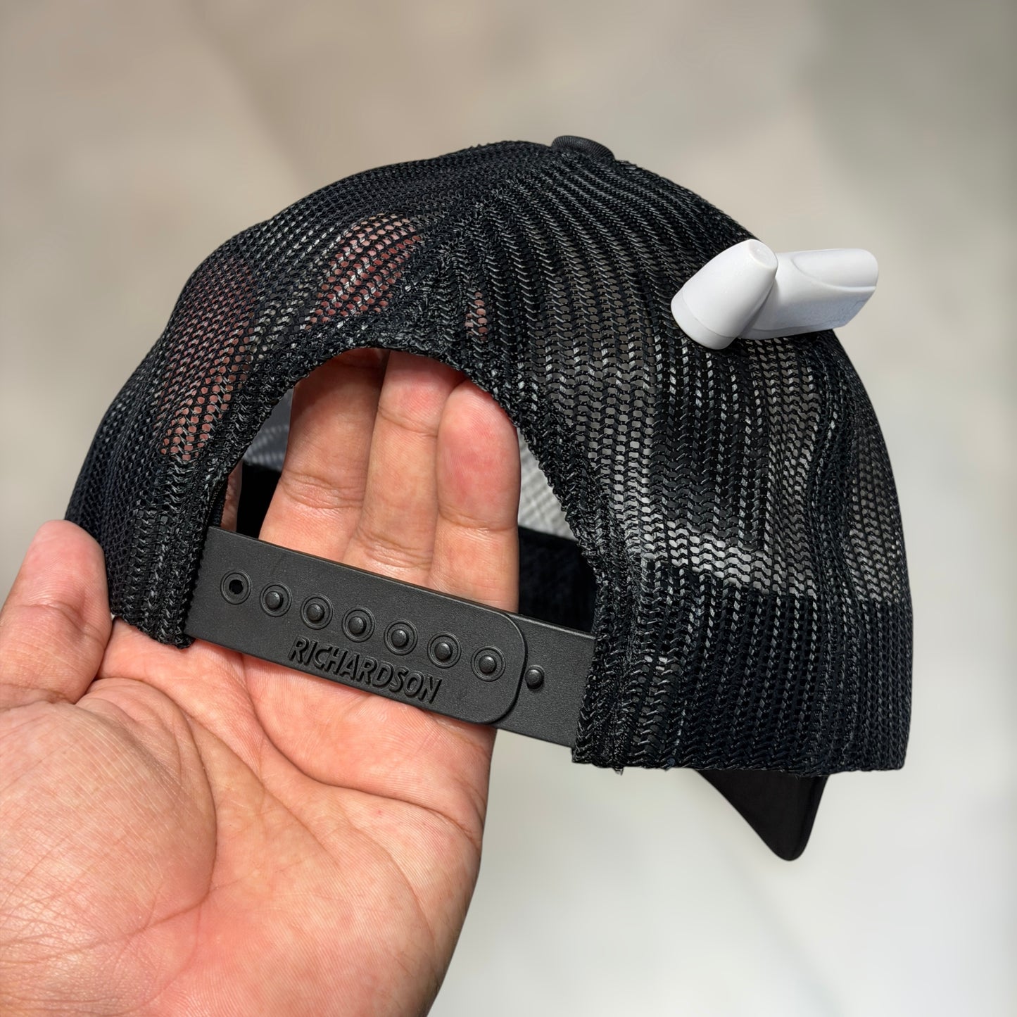 GORRA RICHARDSON negra llana para bordados