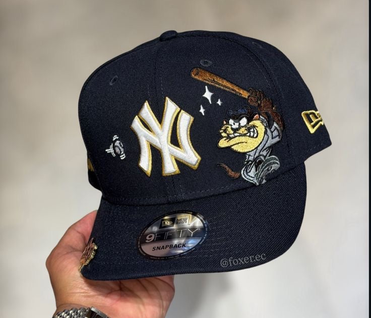 9FIFTY NY YANKEES NAVY LOONEY TUNES TAZ