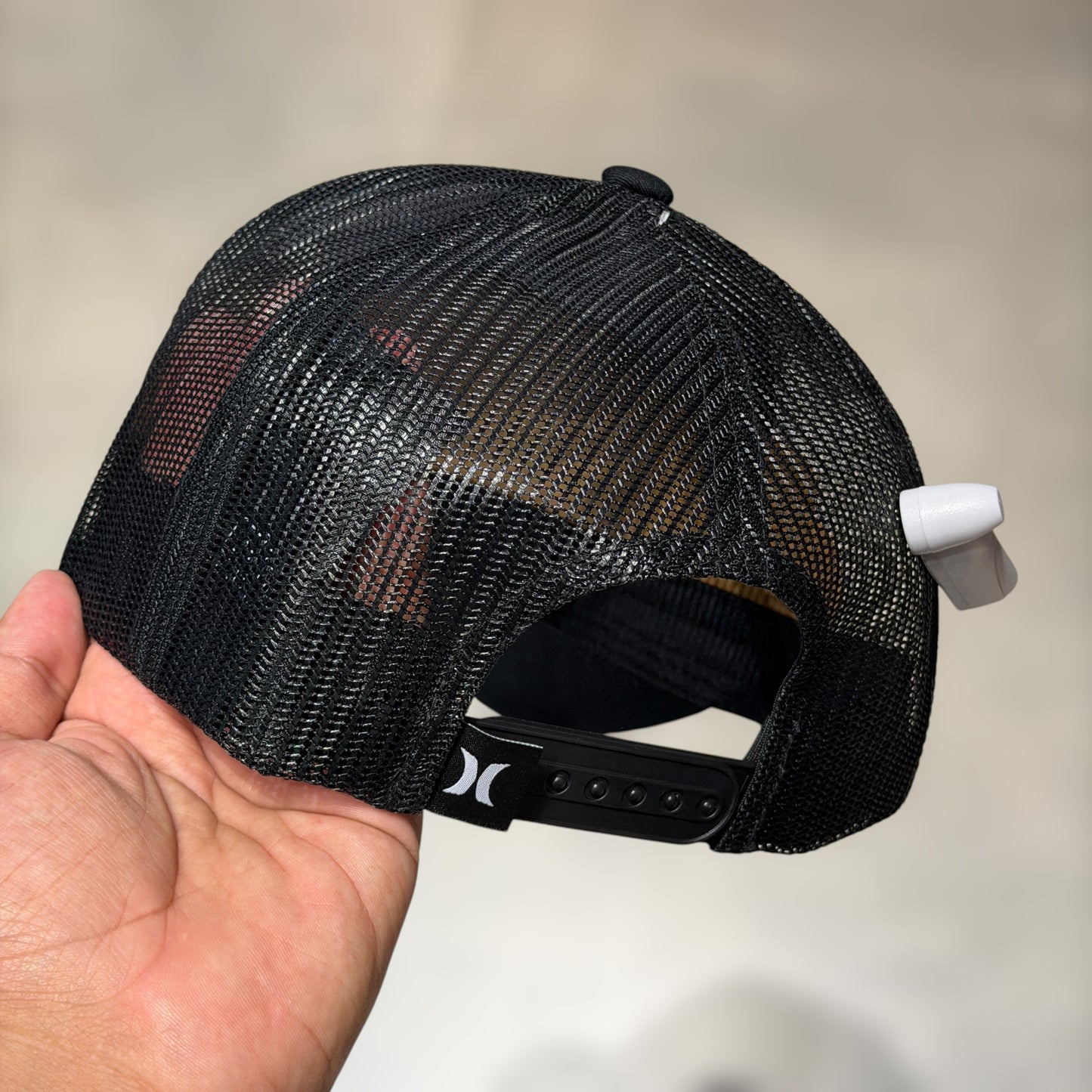 Hurley trucker black