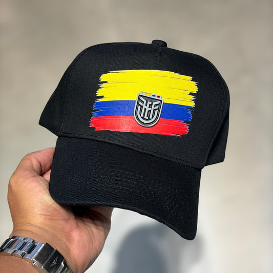 Gorra Ecuador negra FEF placa metálica