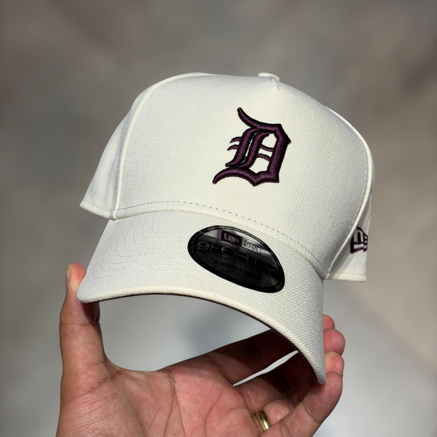 9FORTY A FRAME DETROIT TIGER CREAM COLLETION