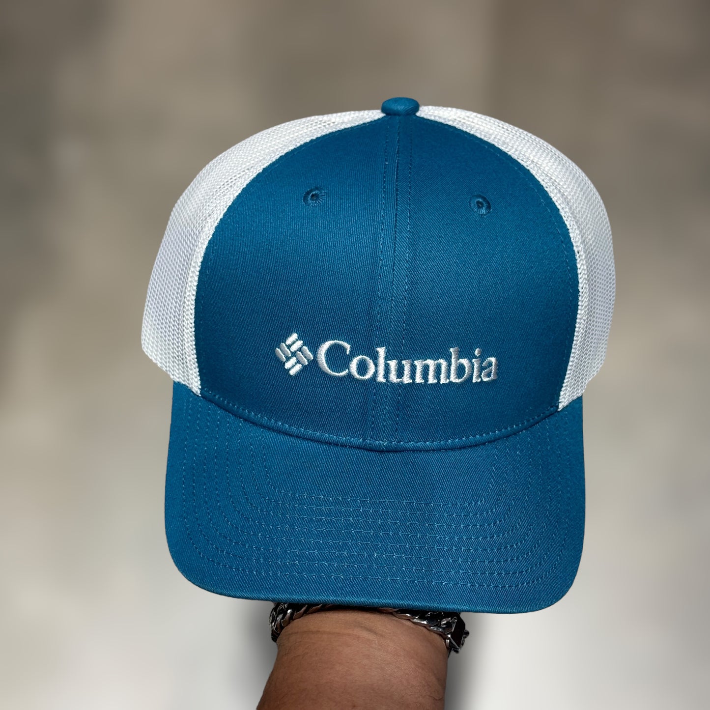 GORRA COLUMBIA TURQUEZA MALLA BLANCA