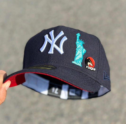 59FIFTY NY YANKEES NAVY UNDERVISOR RED STATUE
