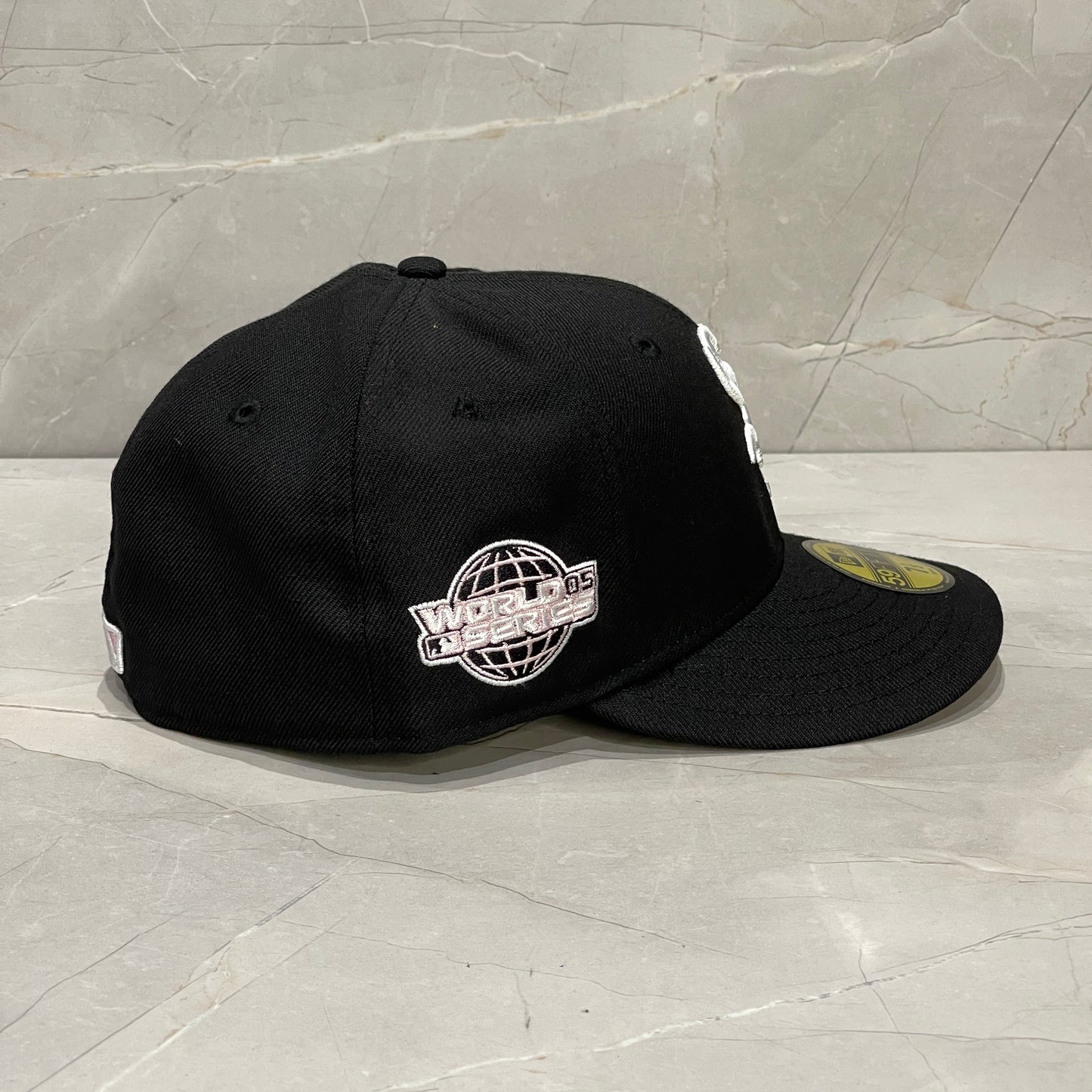 59FIFTY WHITE SOX BLACK BANDANA