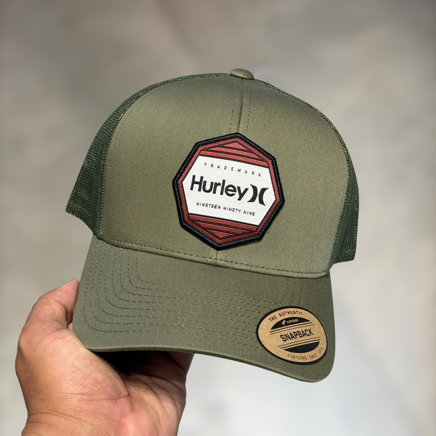 Hurley trucker dark green