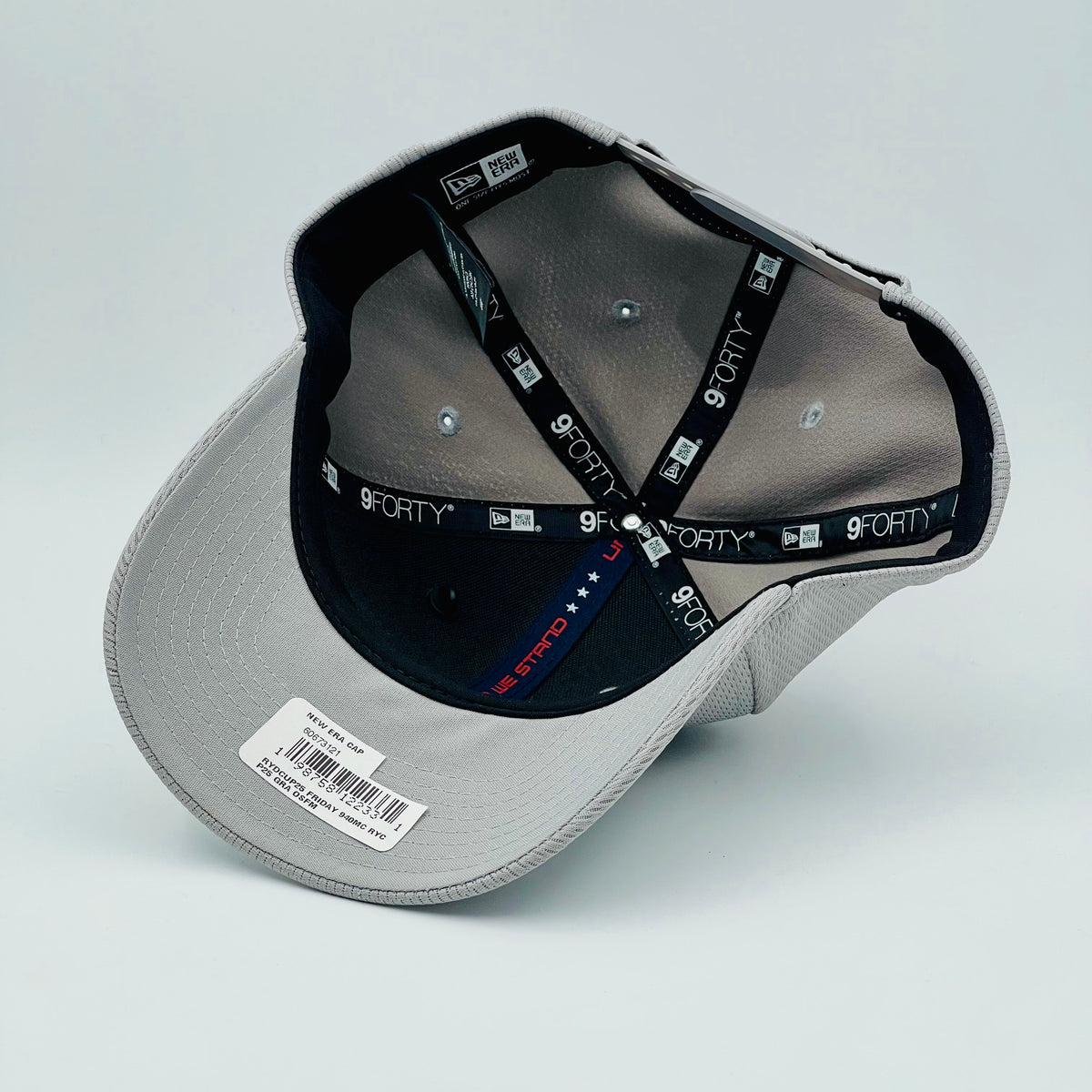 9FORTY CROWN USA GRAY + PIN METÁLICO GRATIS