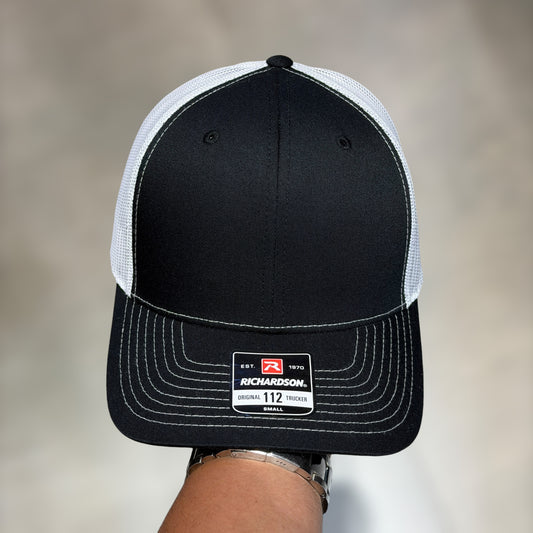 GORRA RICHARDSON B/N llana para bordados