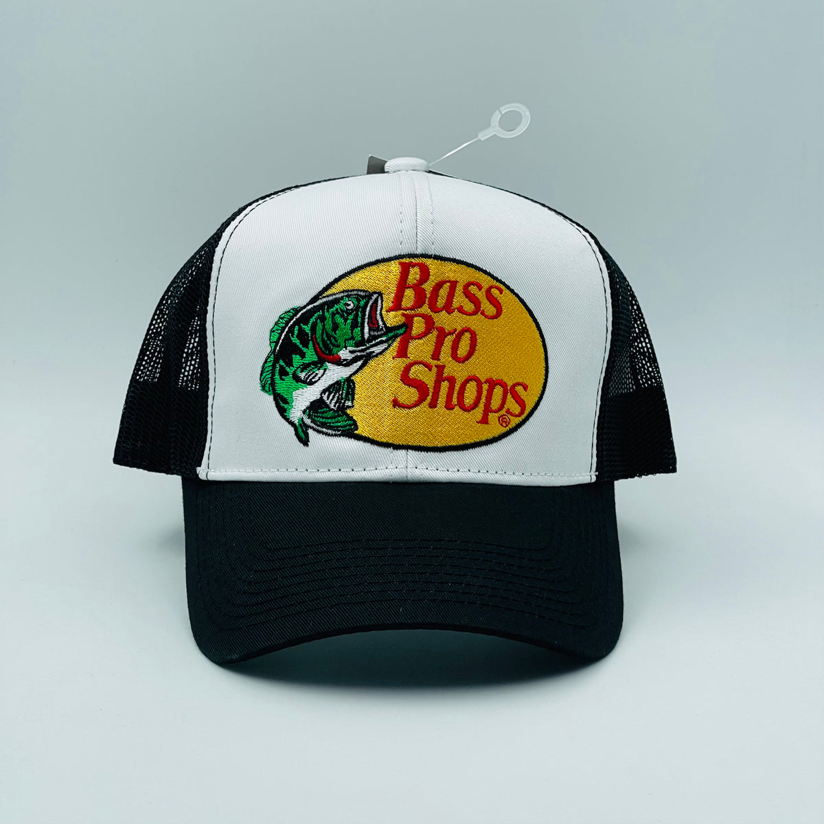 BASS PRO SHOPS WHITE BLACK TR