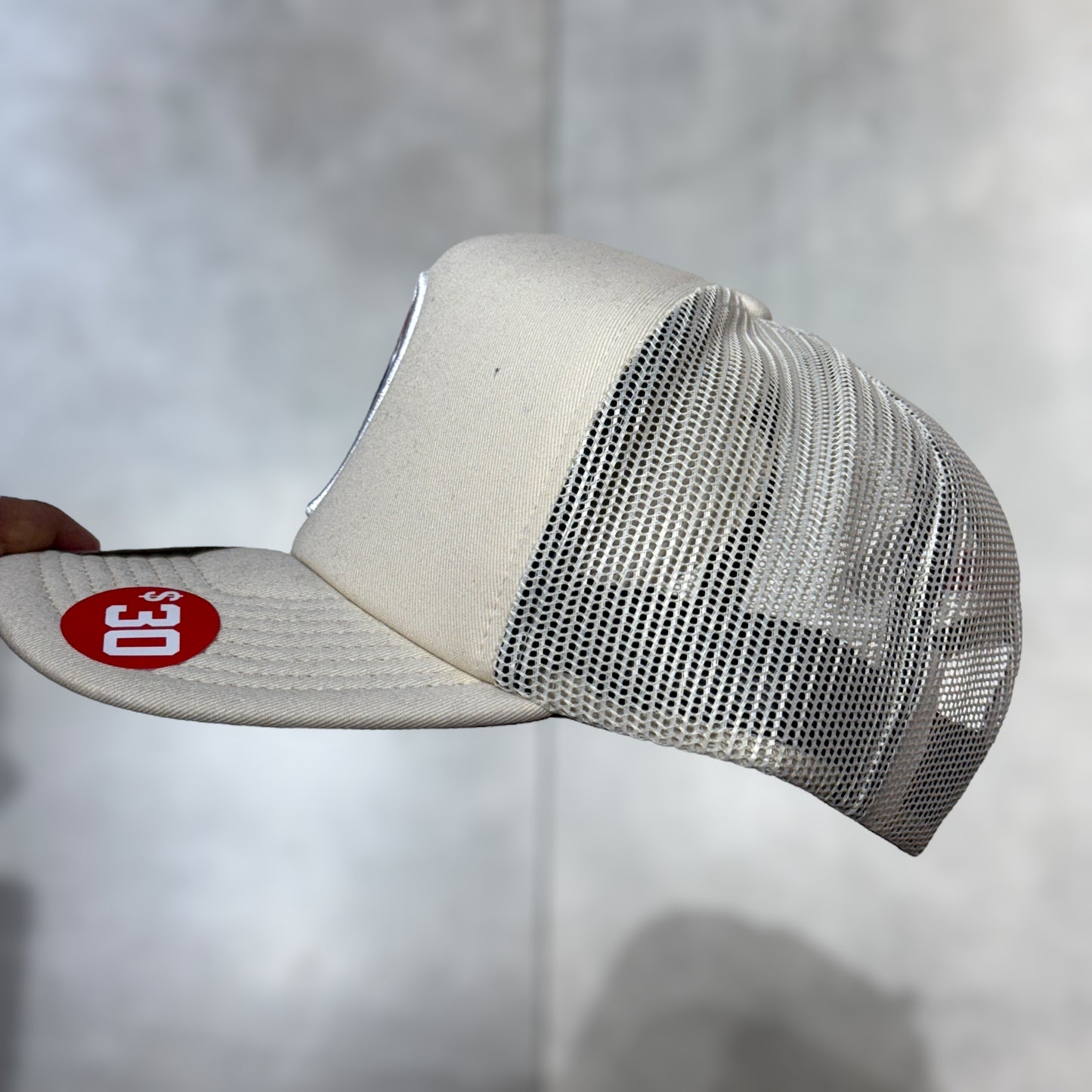 ATLANTA BRAVES MITCHELL BEIGE TRUCKER
