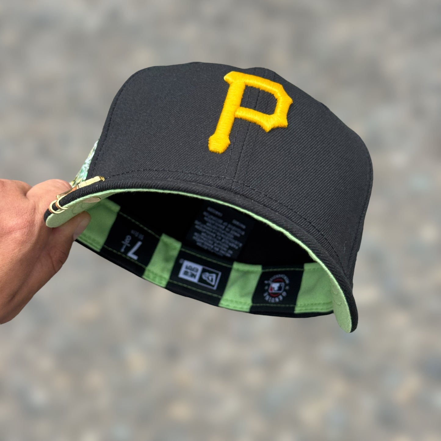59FIFTY PIRATES PITTSBURGH BLACK GREEN UNDERVISOR