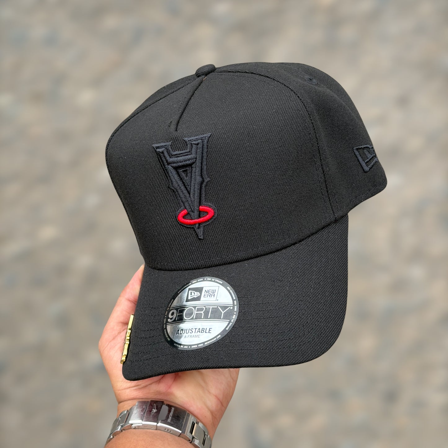 9FORTY ANGELS UPSIDE DOWN LOGO BLACK RED