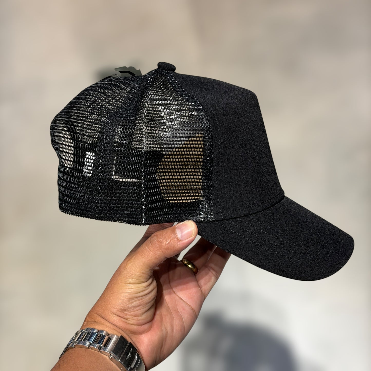 GORRA NEGRA llana para bordados