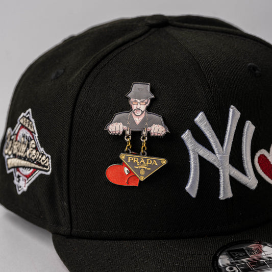 PIN BAD BUNNY