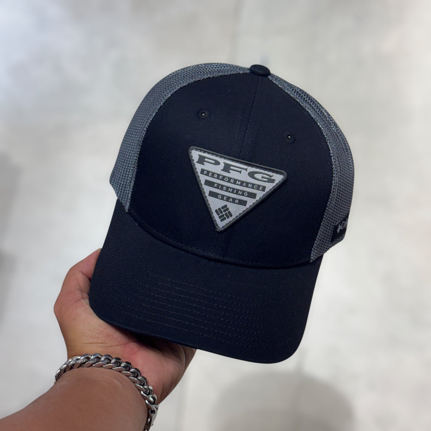 COLUMBIA PFG BLACK GRAY