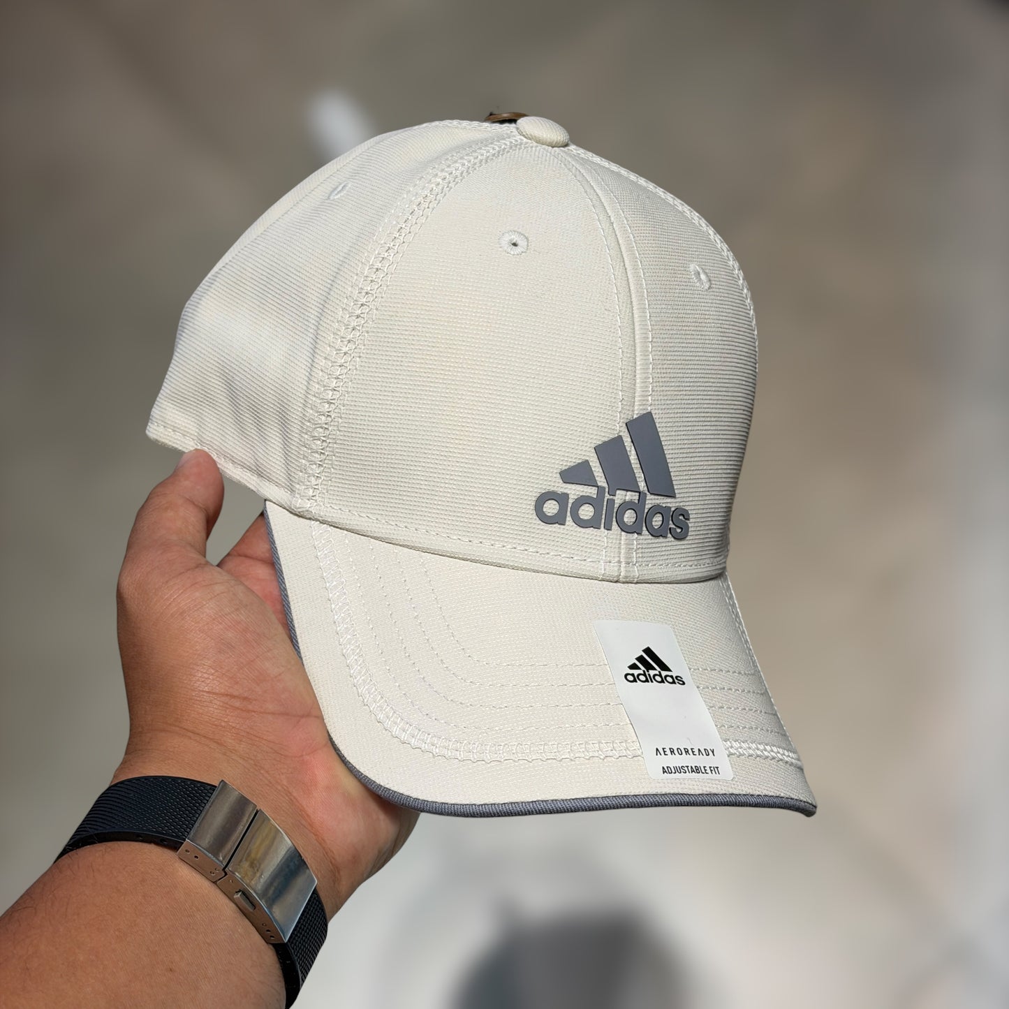 Adidas aeroready beige