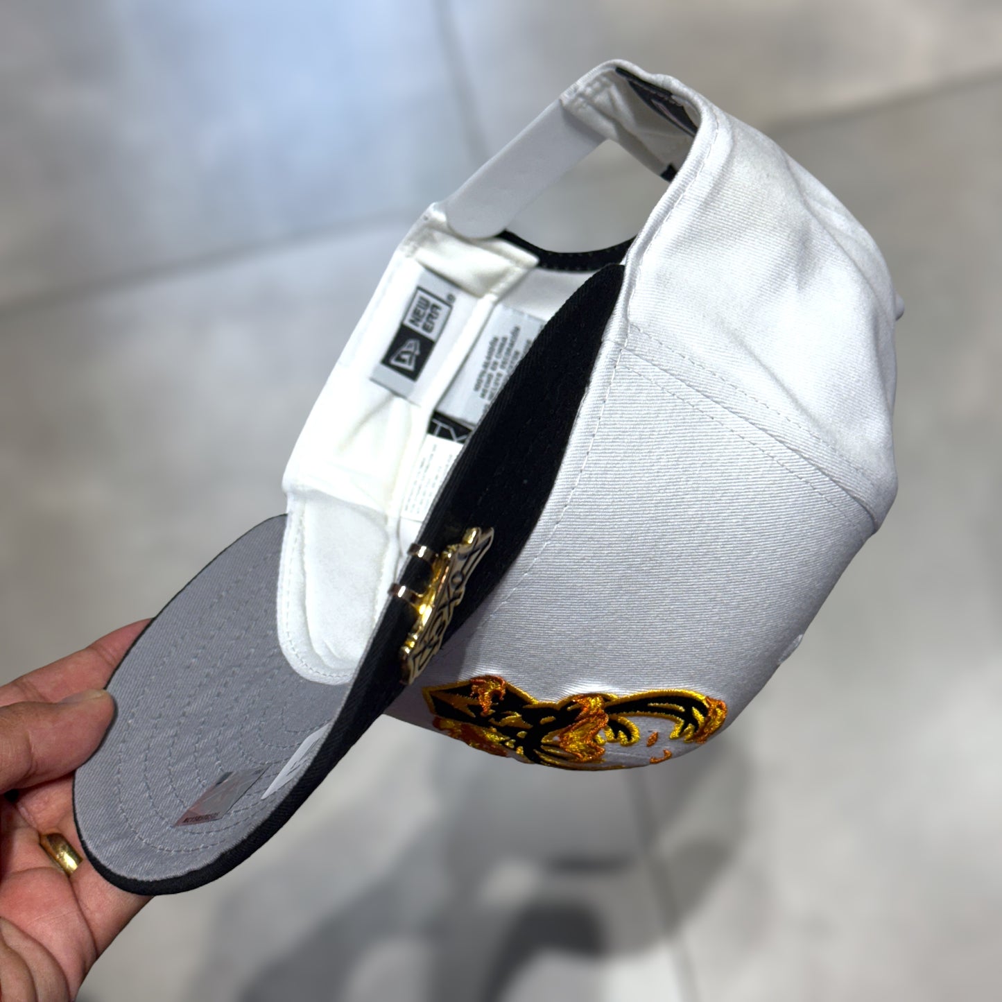 9FIFTY MILWAUKEES BUCKS WHITE VISERA NEGRA LOGO LLAMA