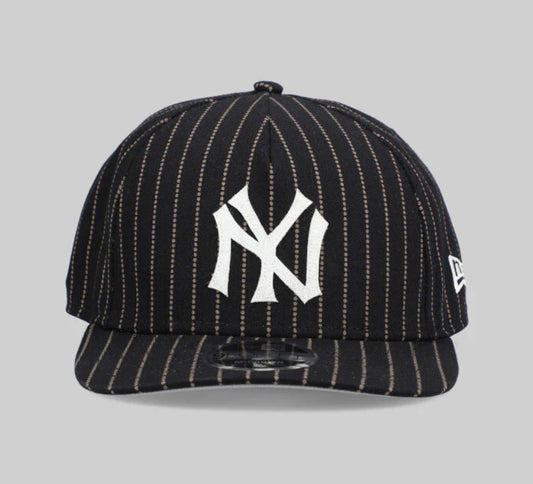 9FORTY M-CROWN NY YANKEES NAVY THREE LOOMS PINSTRIPE