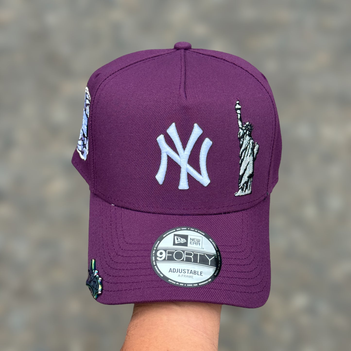 9FORTY NY YANKEES STATUE PURPLE