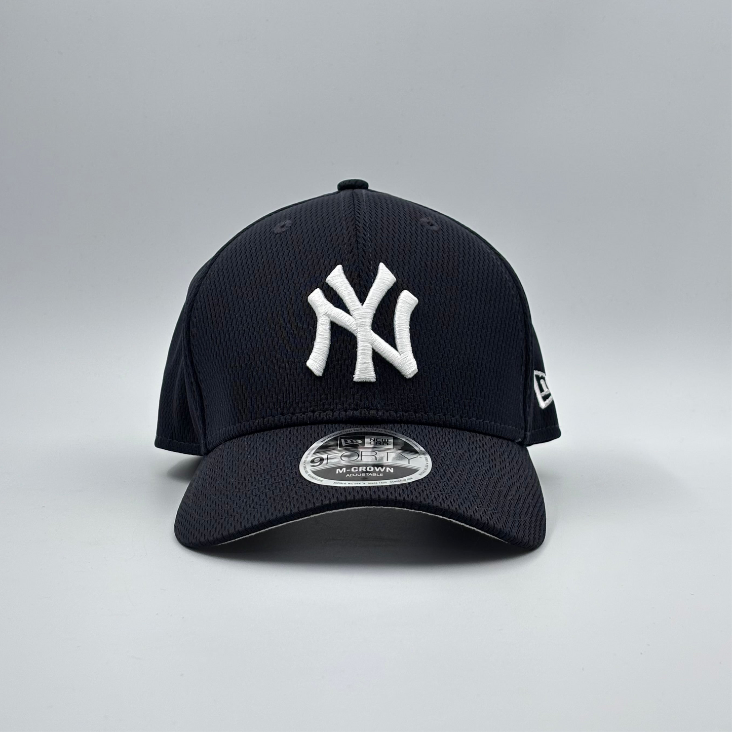 9FORTY M-CROWN NY YANKEES NAVY WHITE LOGO PATCH RUBBER