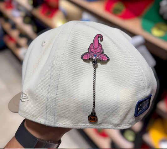 PIN METALICO CADENA MAJIN BUU