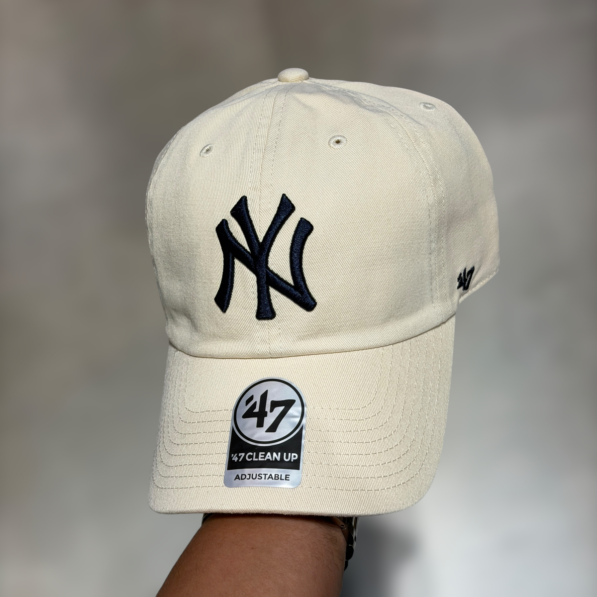 47 brand Clean Up NY YANKEES OFF WHITE