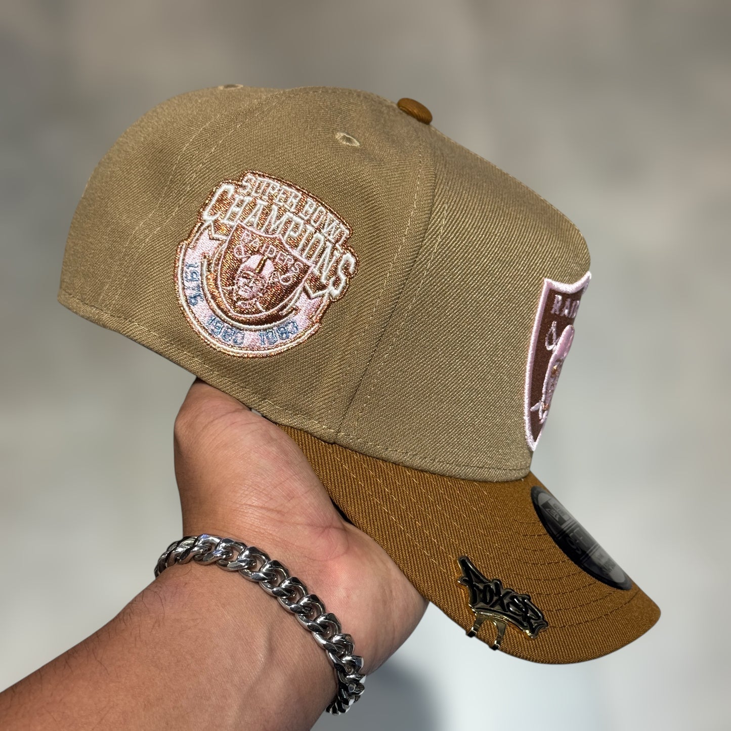 9FORTY RAIDERS CAQUI BROWN VISOR CHAMPIONS