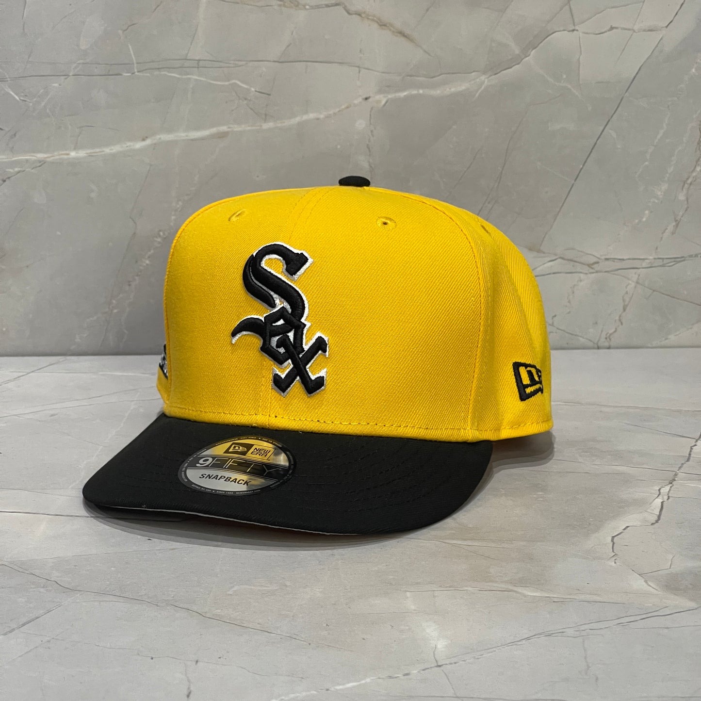 9FIFTY CHICAGO WHITE SIX YELLOW/BLACK 95YEARS
