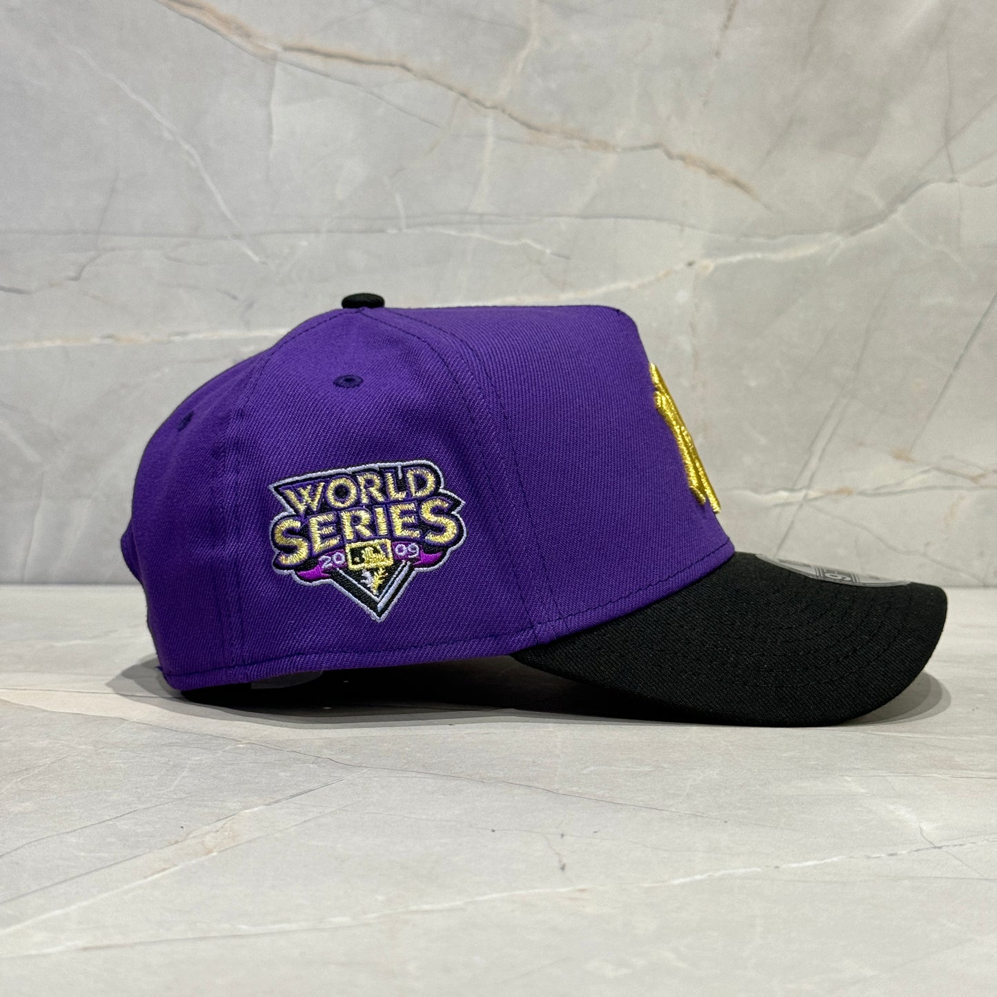 9FORTY AFRAME NY YANKEES PURPLE GOLD