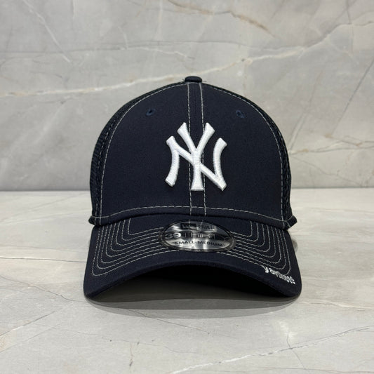 3930 NY YANKEES LINE