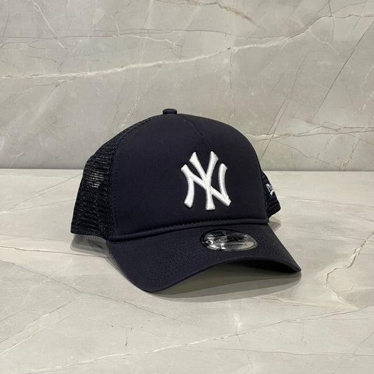 9FORTY AF NY YANKEES NAVY TRUCKER