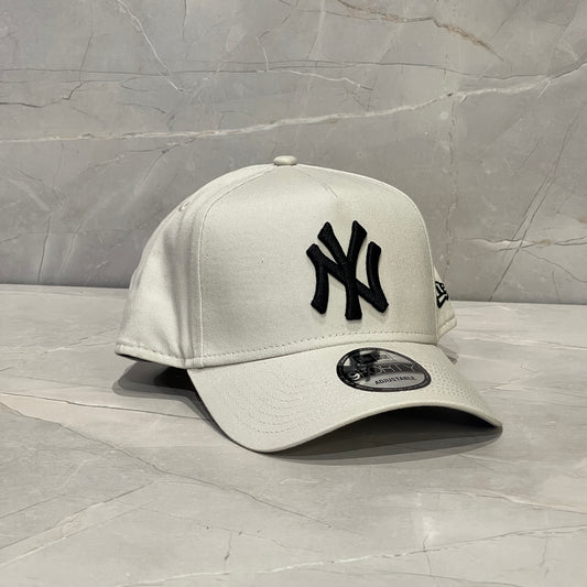 9FORTY YANKEES BEIGE
