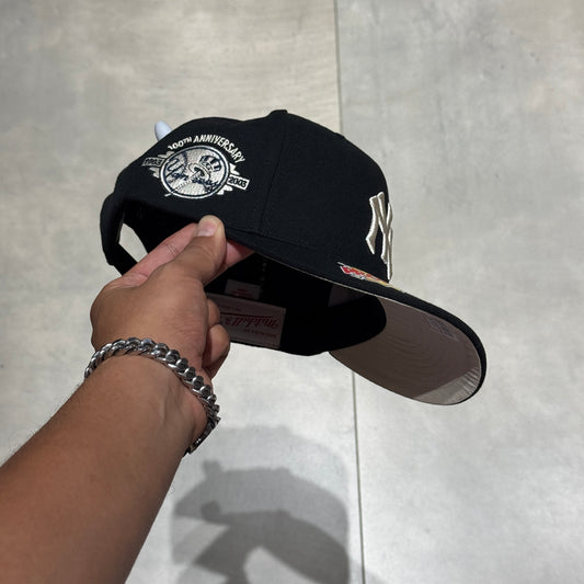 NY YANKEES MITCHELL EXCLUSIVE