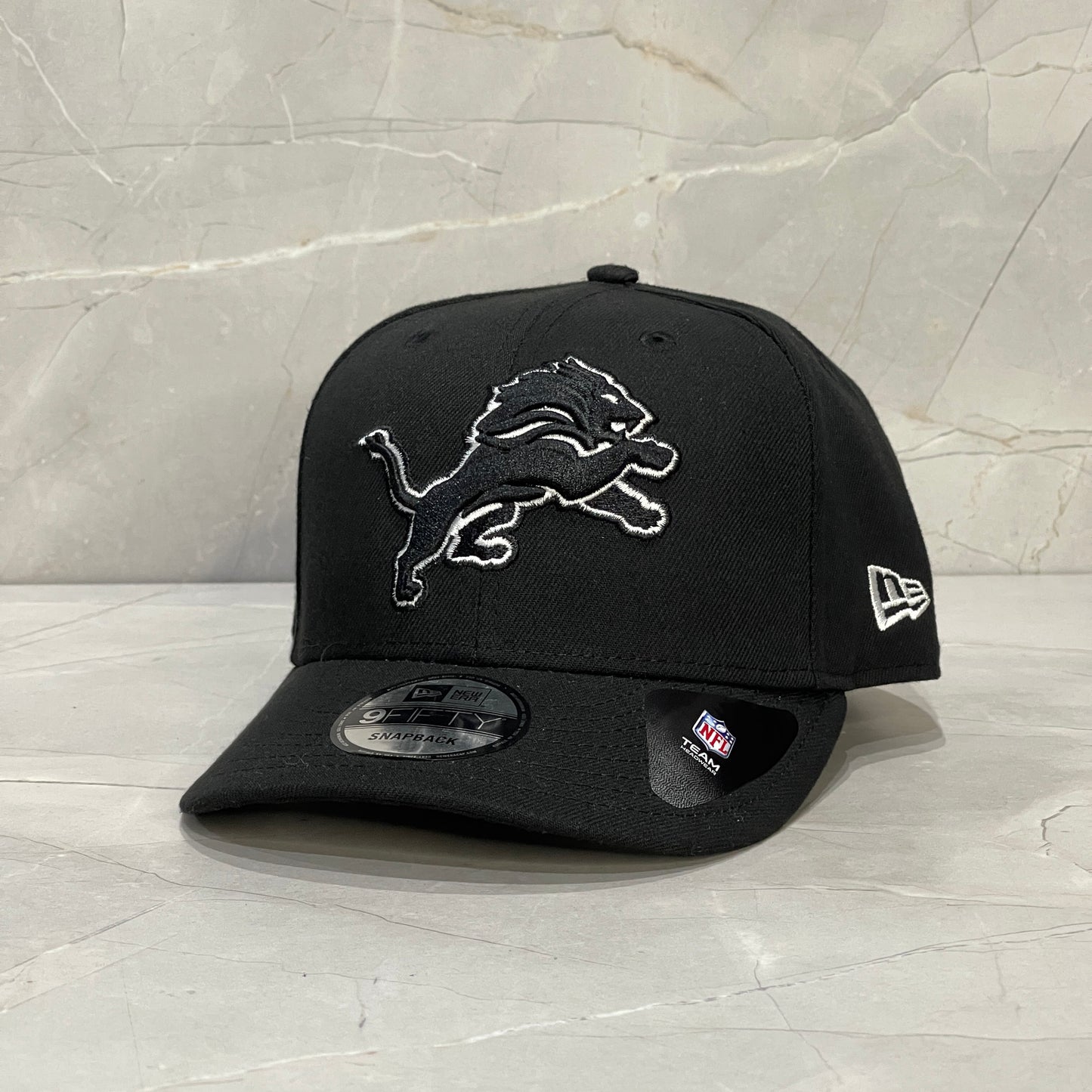 9FIFTY NEW ERA DETROIT LIONS BLACK B&W LOGO
