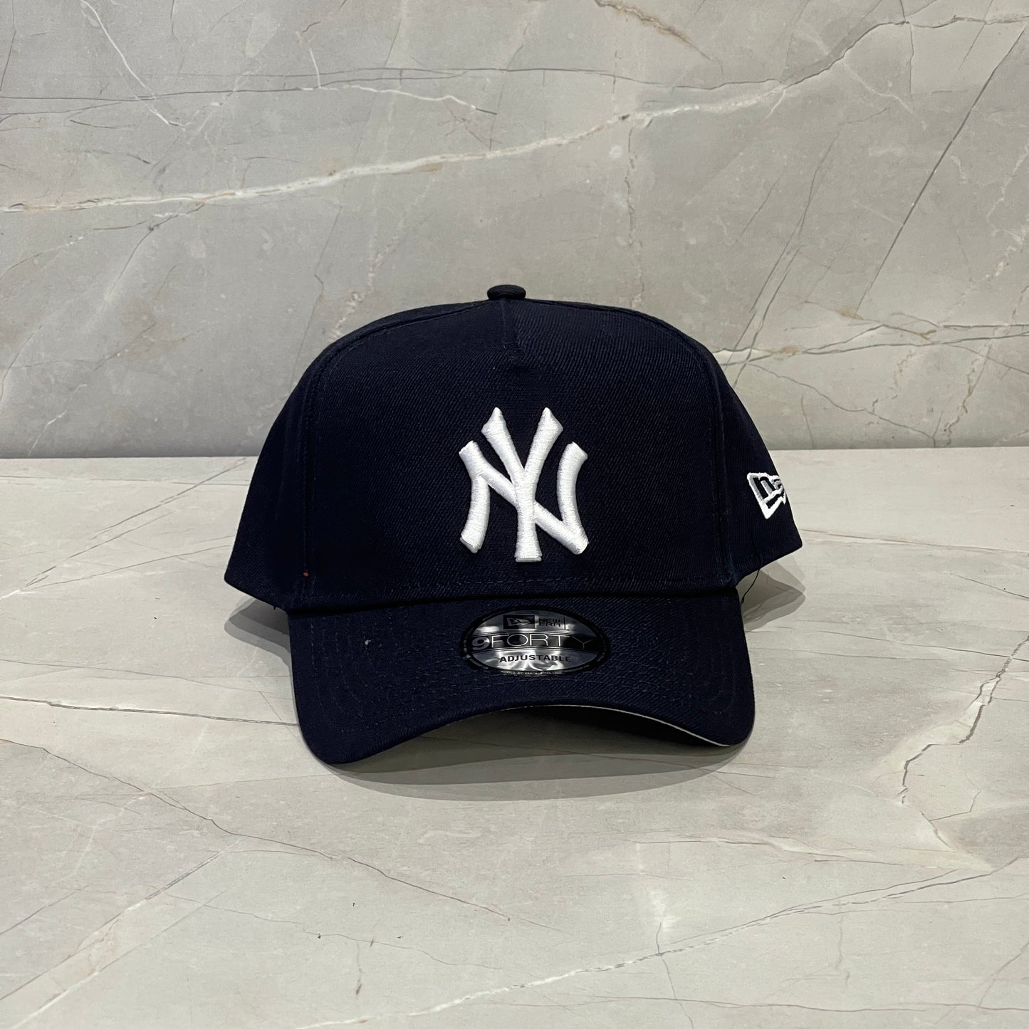 9FORTY A FRAME NY YANKEES NAVY
