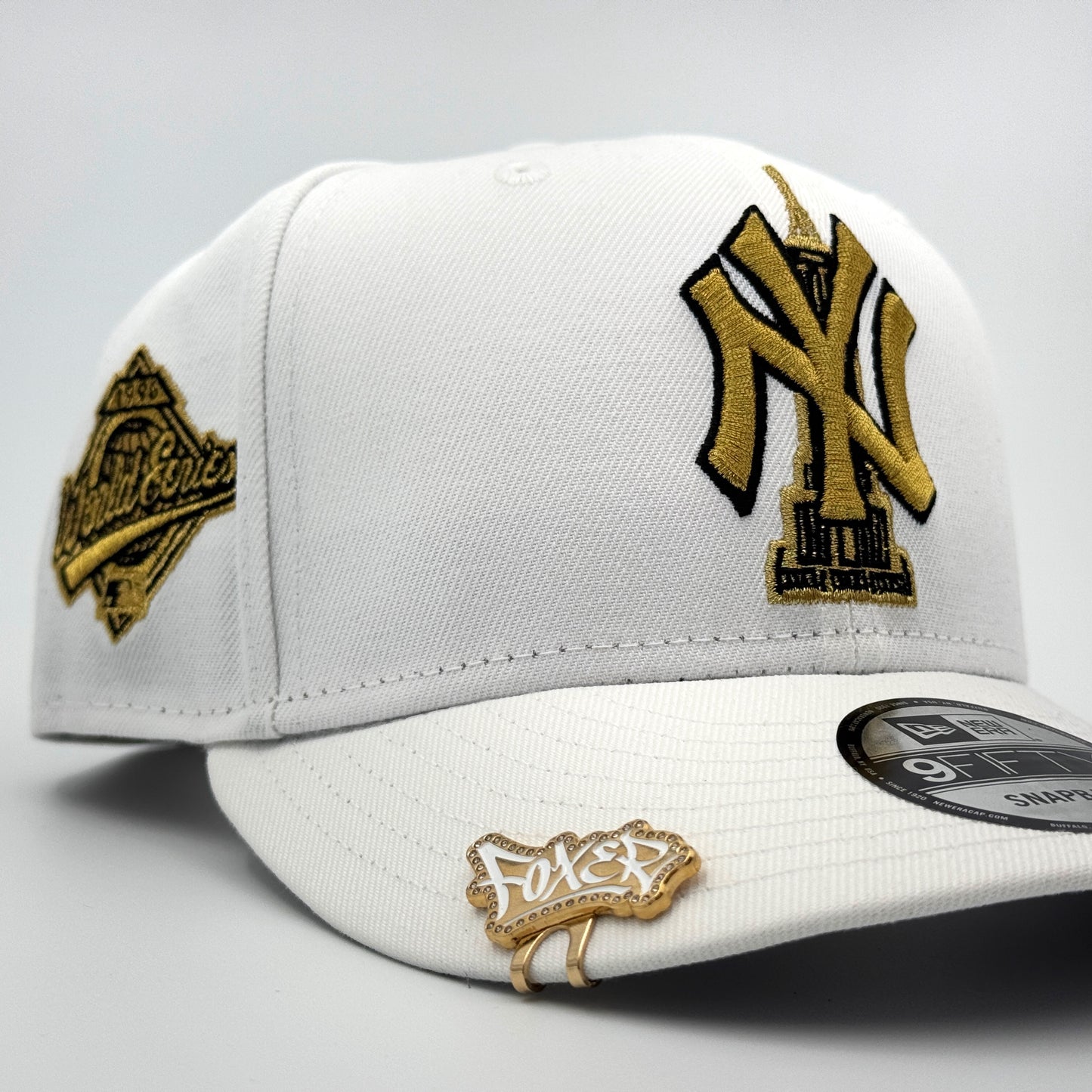 9FIFTY NY YANKEES EMPIRE STATE WHITE GOLD LOGO WS 1996