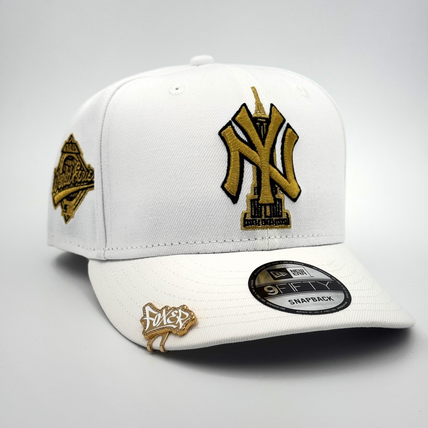 9FIFTY NY YANKEES EMPIRE STATE WHITE GOLD LOGO WS 1996