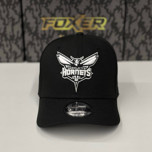 9FIFTY CHARLOTTE HORNETS BLACK WHITE LOGO SNAPBACK